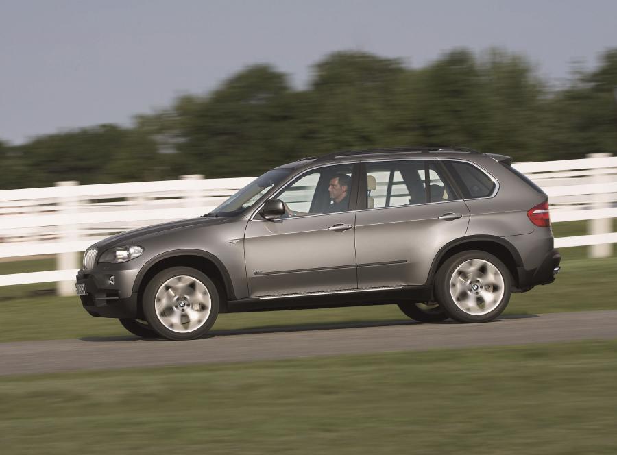  BMW X5 4.8i (E70) 2006 года  (WW) (фото 52 из 64)
